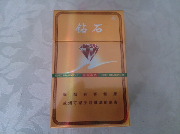 4元东方红香烟